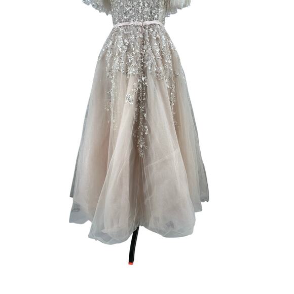 Mac Duggal 20362 Nude Embellished Flutter Sleeve Bow Waist A-Line Gown size 6 - Picture 4 of 14